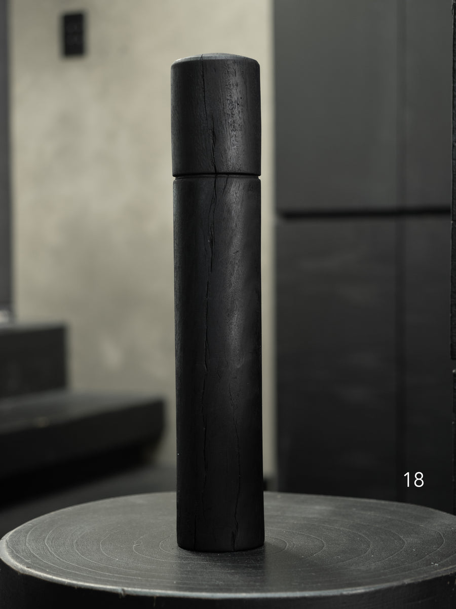 Post Gum Pepper Mill