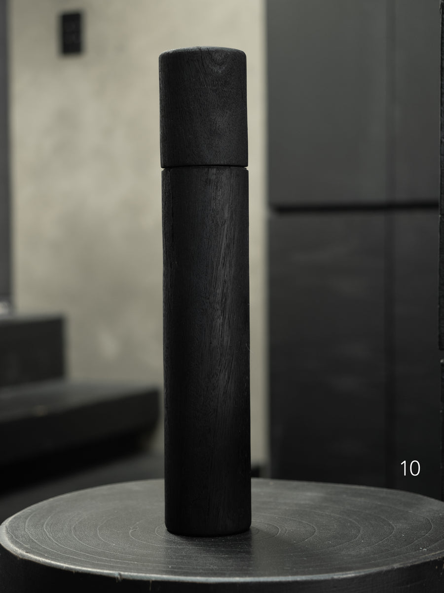 Post Gum Pepper Mill