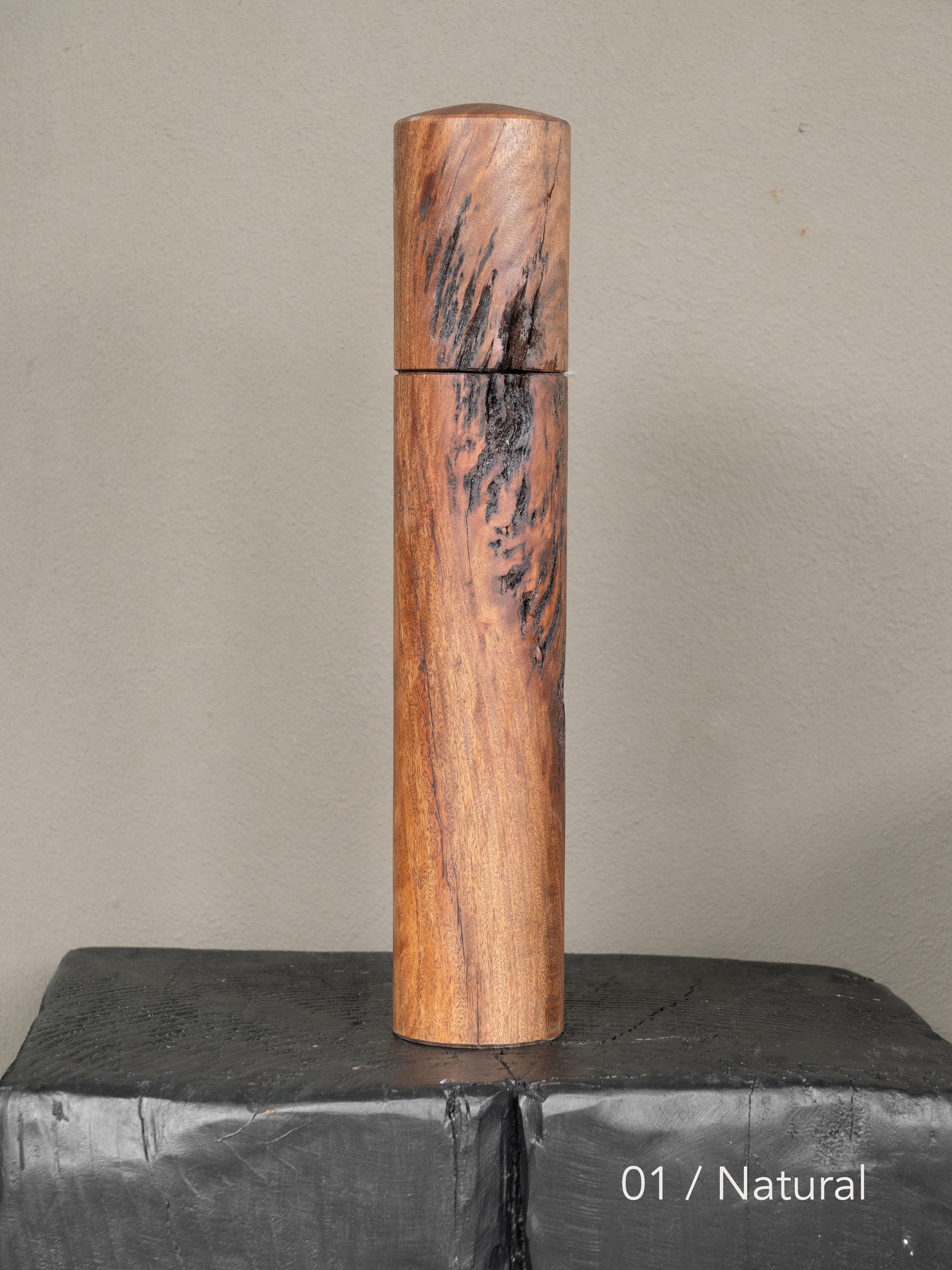 Post Gum Pepper Mill