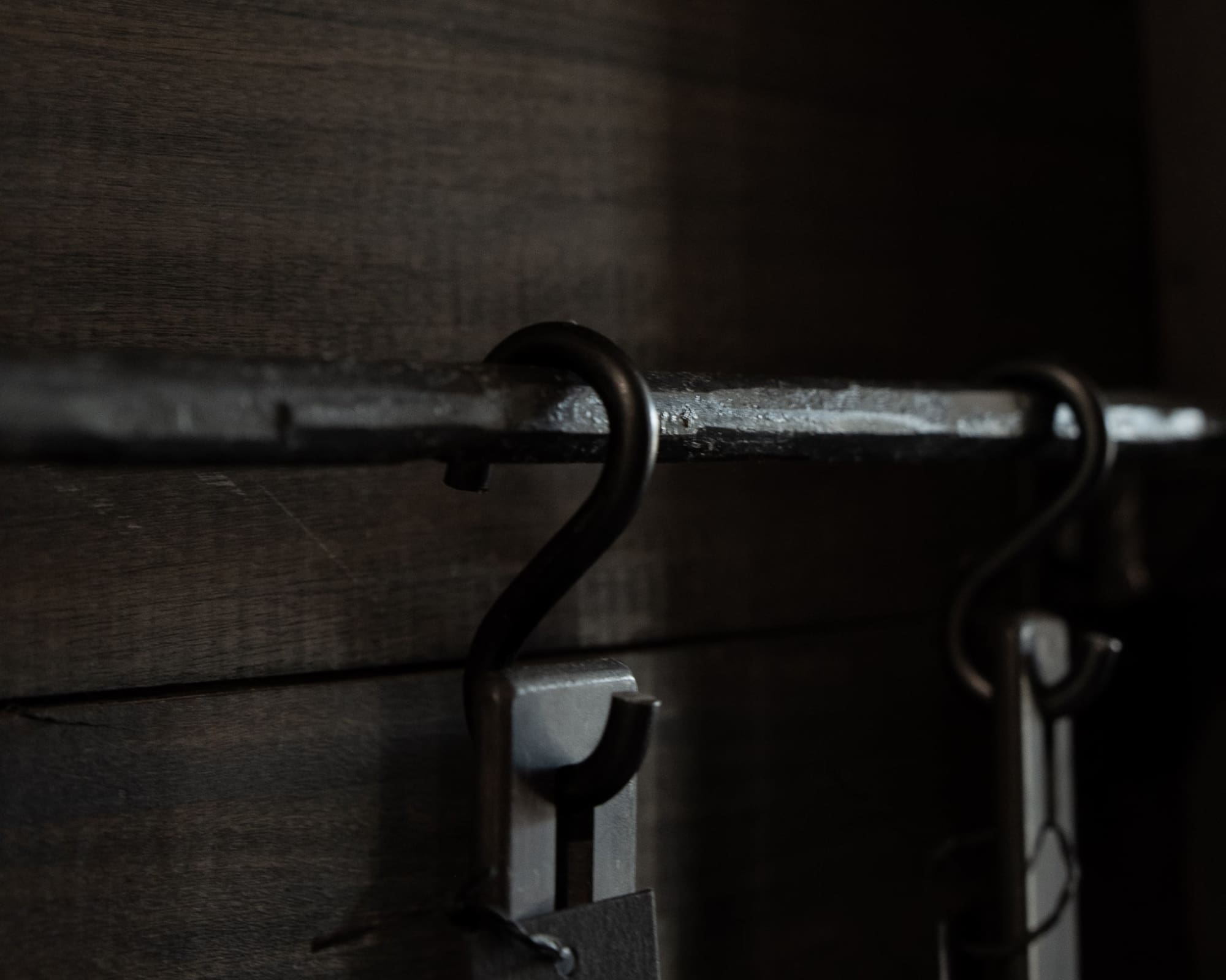 60mm - S Hook Shack Palace